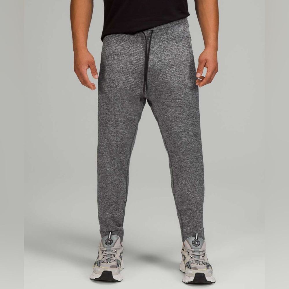 NWOT Men’s Lululemon Engineered Warmth Jogger XL